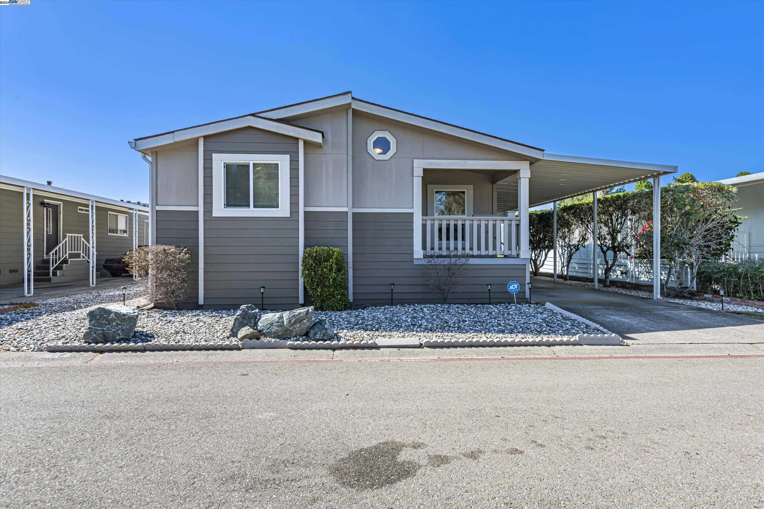 2696 Pueblo Creek 31, 41075288, Hayward, Mobile Home,  for sale, Gurpriit Atwal, Intero Real Estate