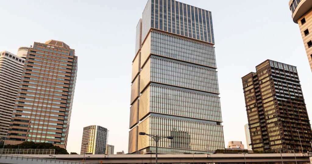 How to Calculate Lease Payments for Commercial Property